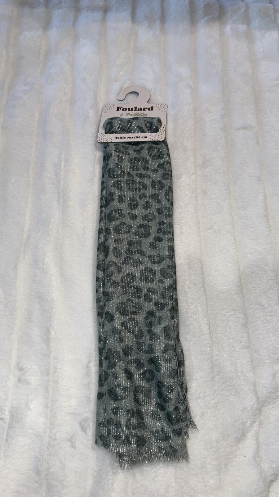 ✨ Foulards à Paillettes – Imprimés Tendance ✨