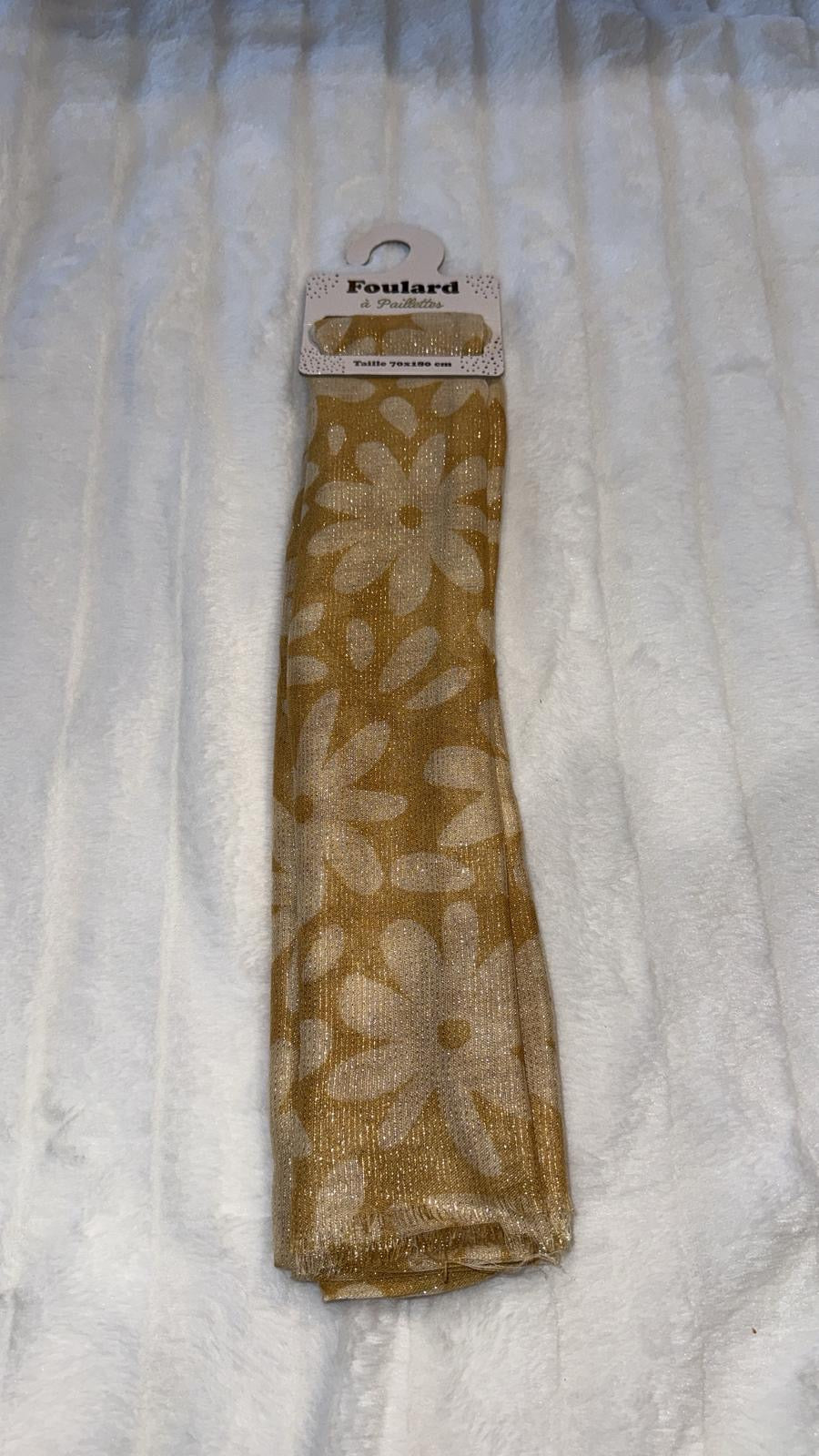 ✨ Foulards à Paillettes – Imprimés Tendance ✨