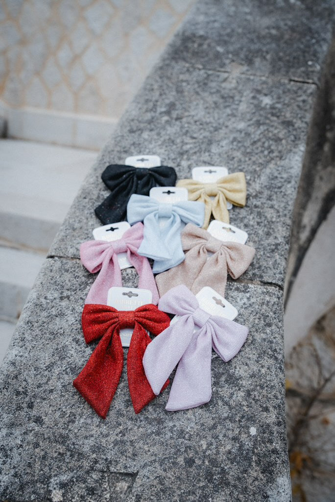 Barrette noeud pailletée