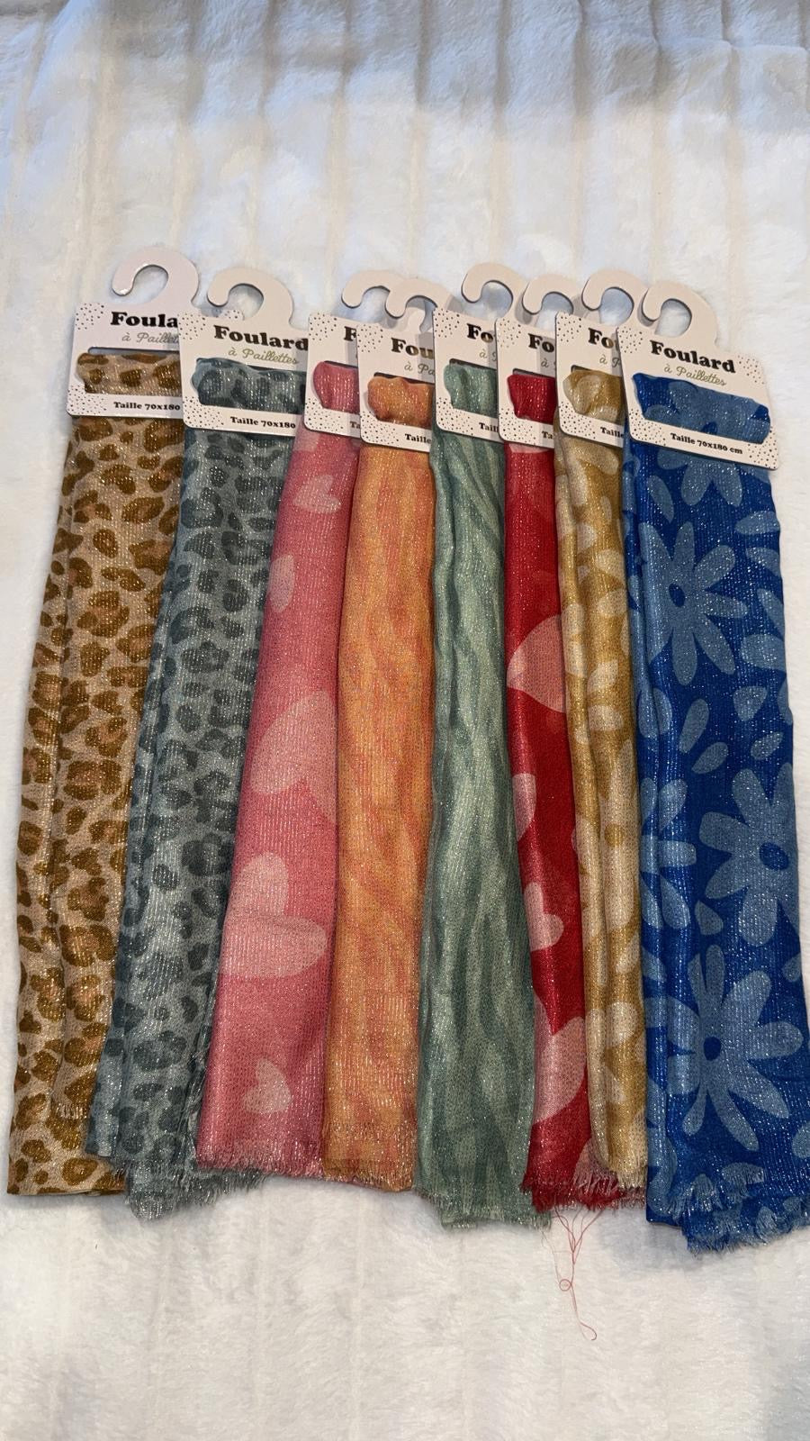 ✨ Foulards à Paillettes – Imprimés Tendance ✨