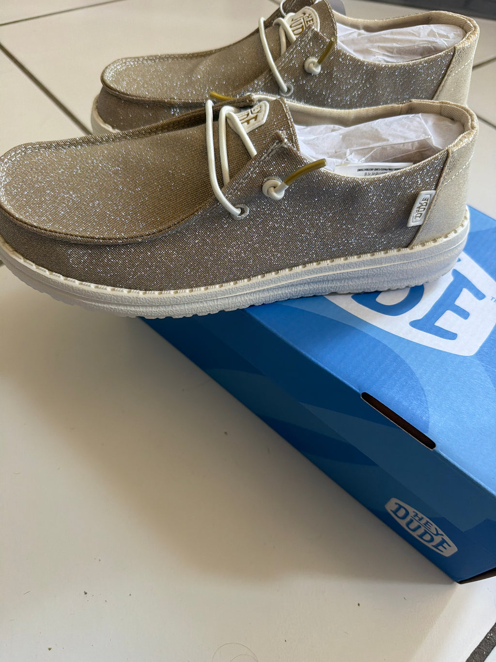 Chaussure pailletée doré HEYDUDE