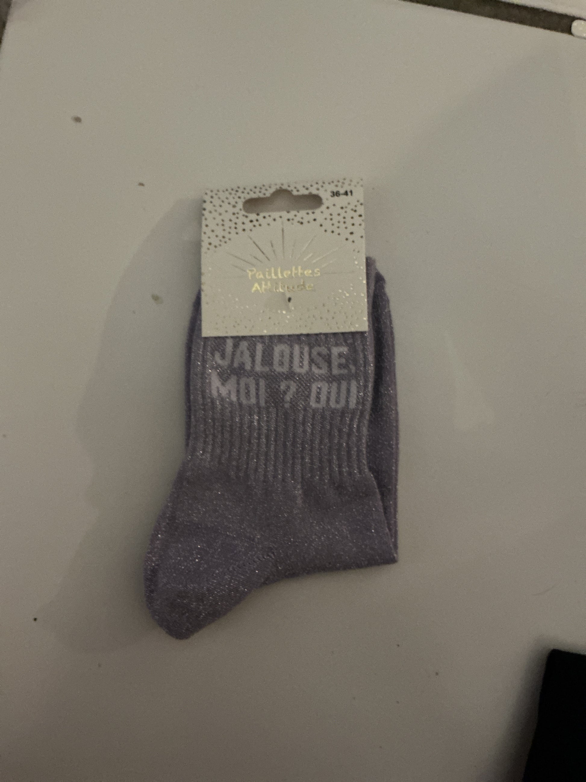 Chaussette pailletée jalouse moi ? Oui