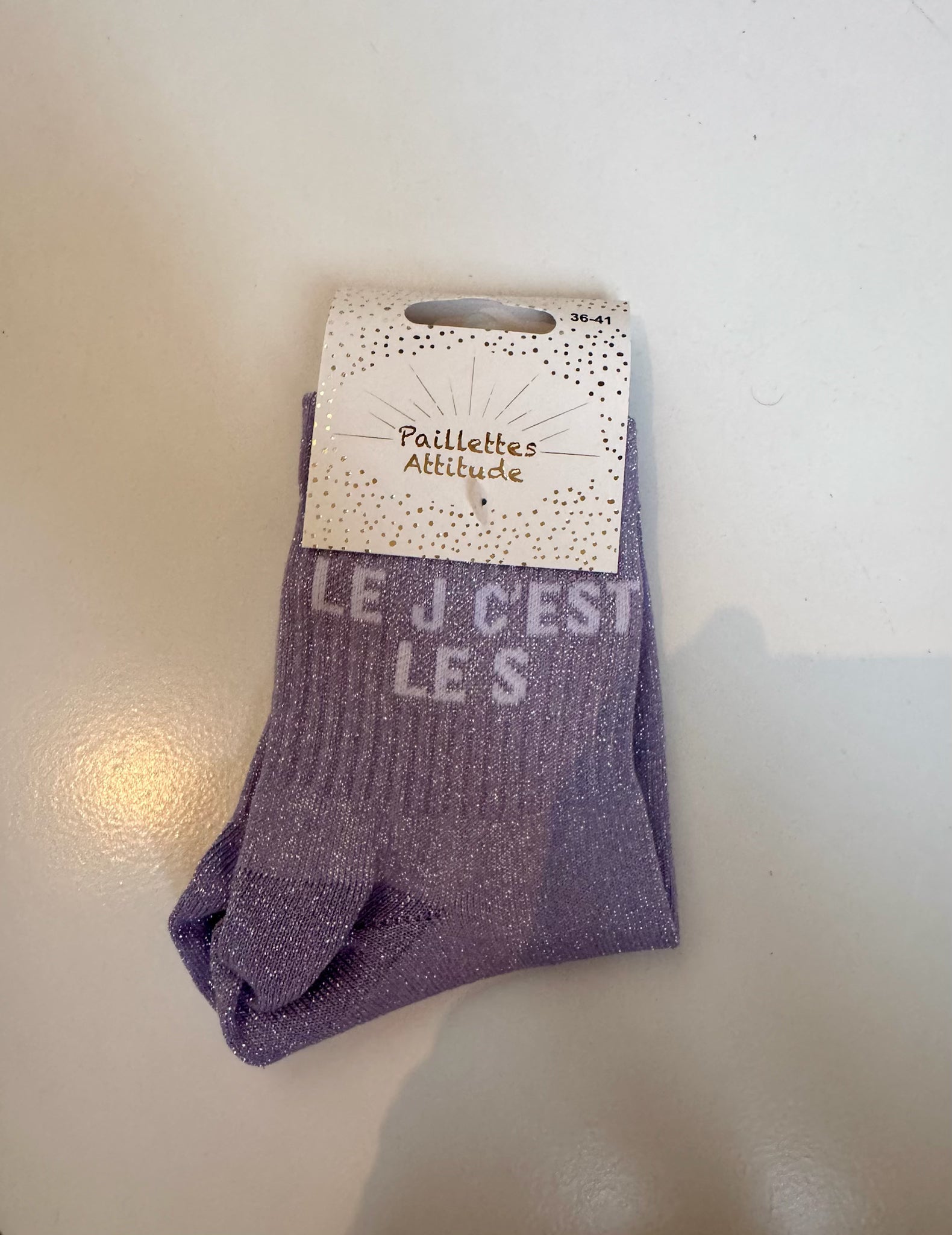 Chaussettes Violet Pailletée « Le J c’est le S »