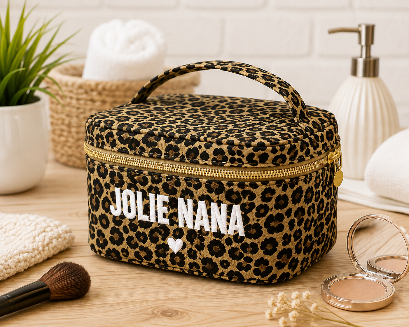 Vanity Tufte Jolie Nana Leopard