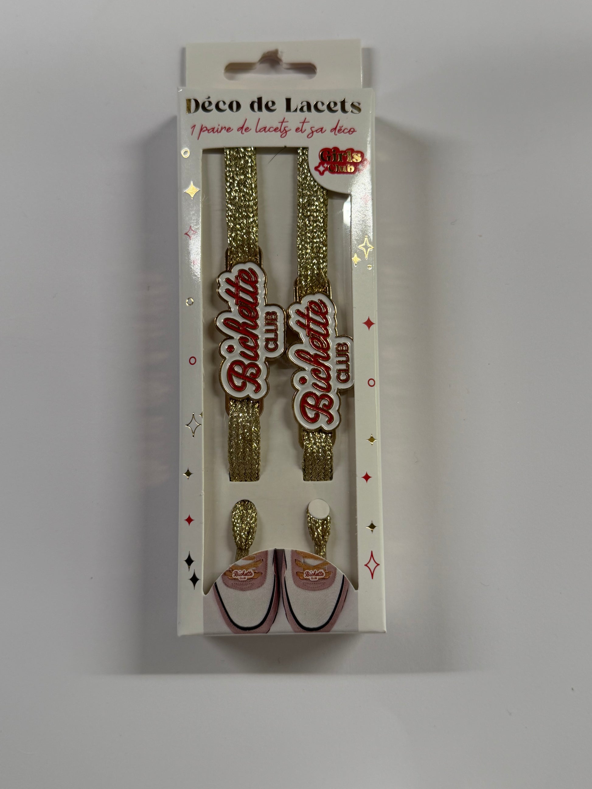 Paire de lacets à paillettes et sa déco